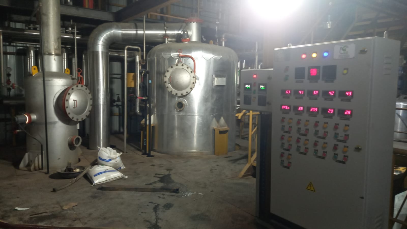 CND Industries manufacturing equipment 8